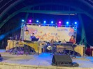 表演